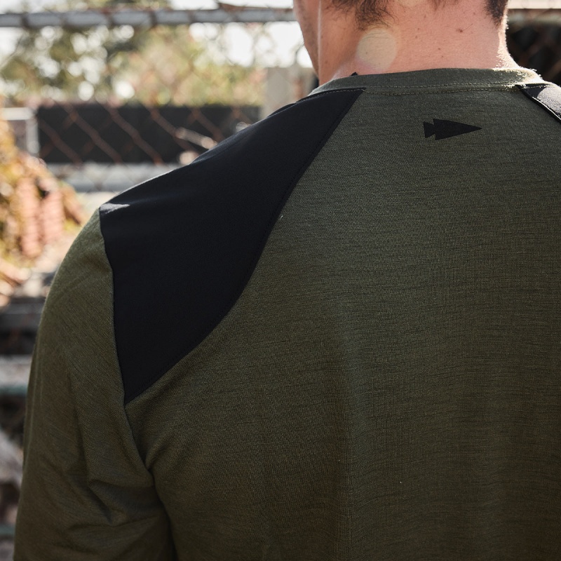 Tops Goruck 24.7 Merino Wool Long Sleeve Tee Men Green | FR-803261NFP